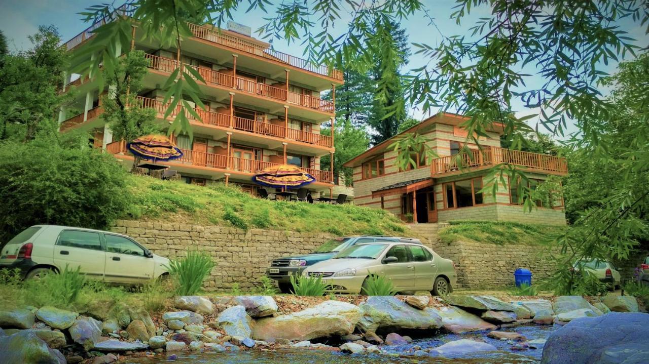 Shri Krishna Palace Bed & Breakfast - Manali (Himachal Pradesh) — Photos 2