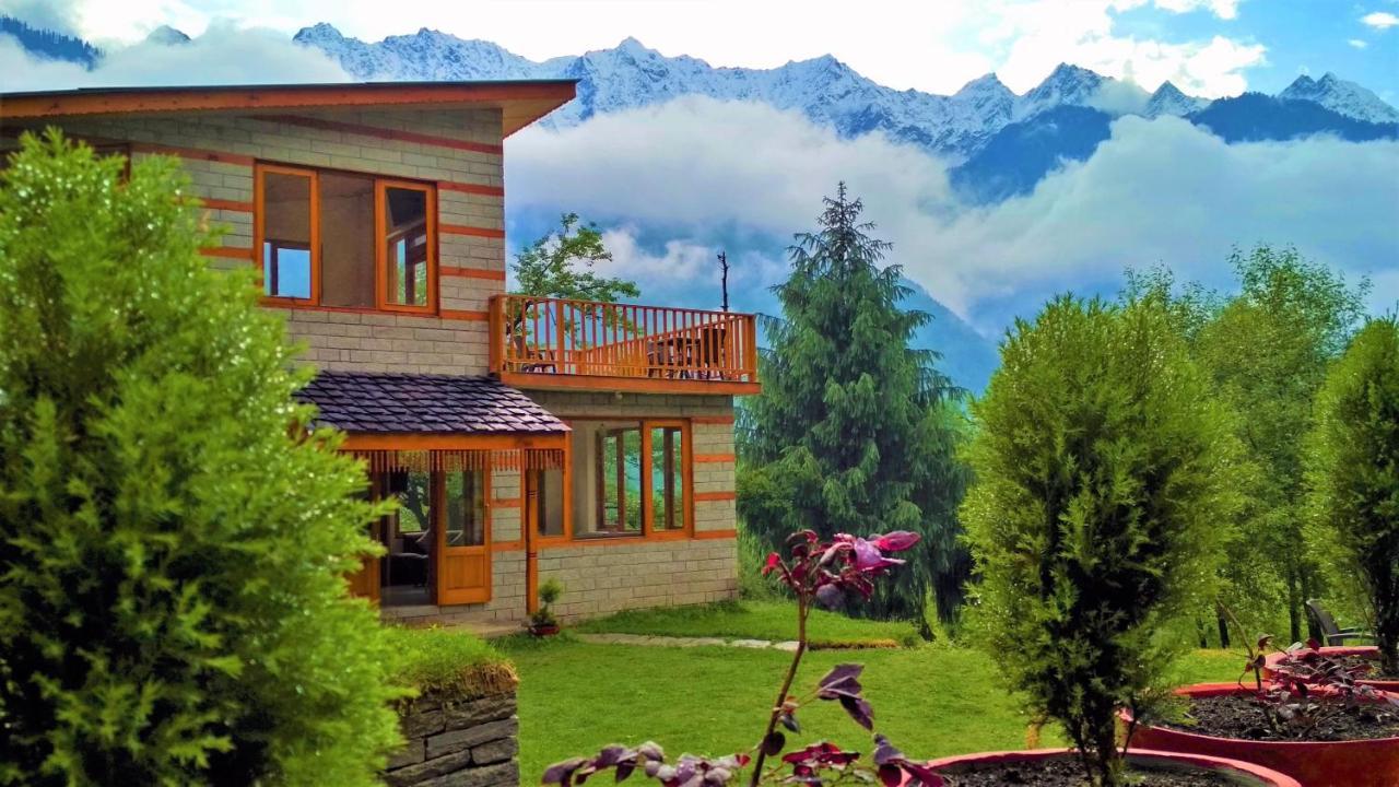 Shri Krishna Palace Bed & Breakfast - Manali (Himachal Pradesh) — Photos 1